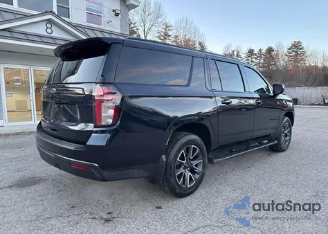 2021 Chevrolet Suburban 4Wd Z71 z USA, uszkodzony, nr VIN 1GNSKDKD8MR441975